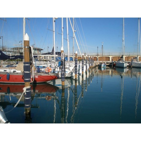 Couvercle d'aile pour poteaux et briquettes