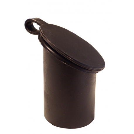 Douille avec capuchon