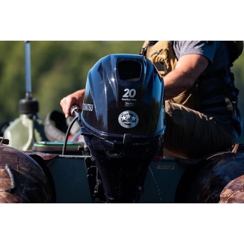 Moteur hors-bord Tohatsu MFS 20 cv démarrage électrique et barre franche